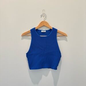 Aritzia Babaton Sculpt Knit Racer Cropped Tank Crewneck ribbed blue
Size L